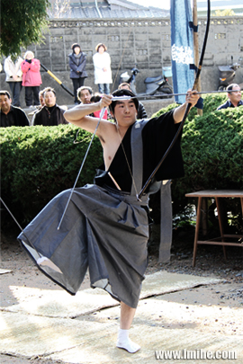 ���H�s���蒬�|�ł��_��