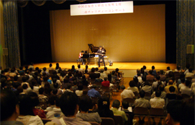 �O�d���؋��璆���C�Ȑk�Е����x���Ƀ`�����e�B�[�R���T�[�g