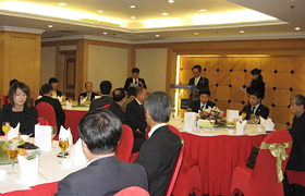 �k���ŎO�d����Â̌𗬉�